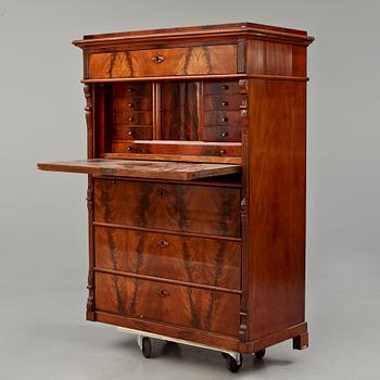 CHIFFONJÉ, nyrenässans, 1800-talets slut.