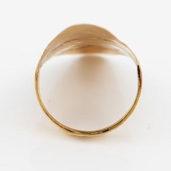 Ringar, 2 st, 18K guld med emalj.