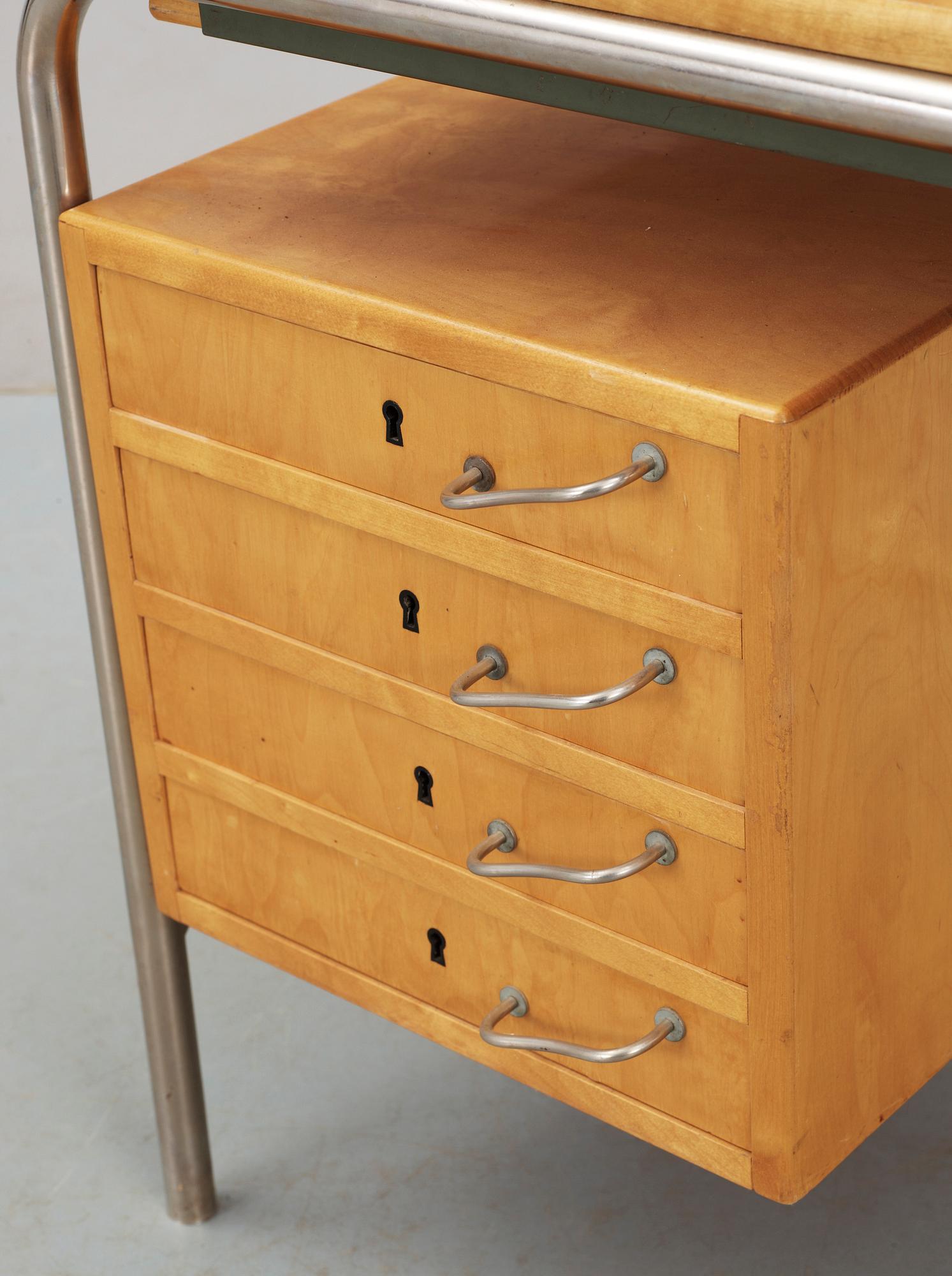 SKRIVBORD, funkis, 1930-tal.