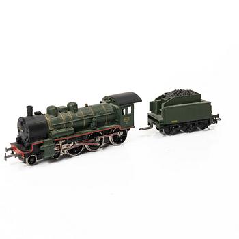 Märklin, locomotives, 7 pcs, railbus, 2 parts, as well as cars, 7 pcs, Germany.