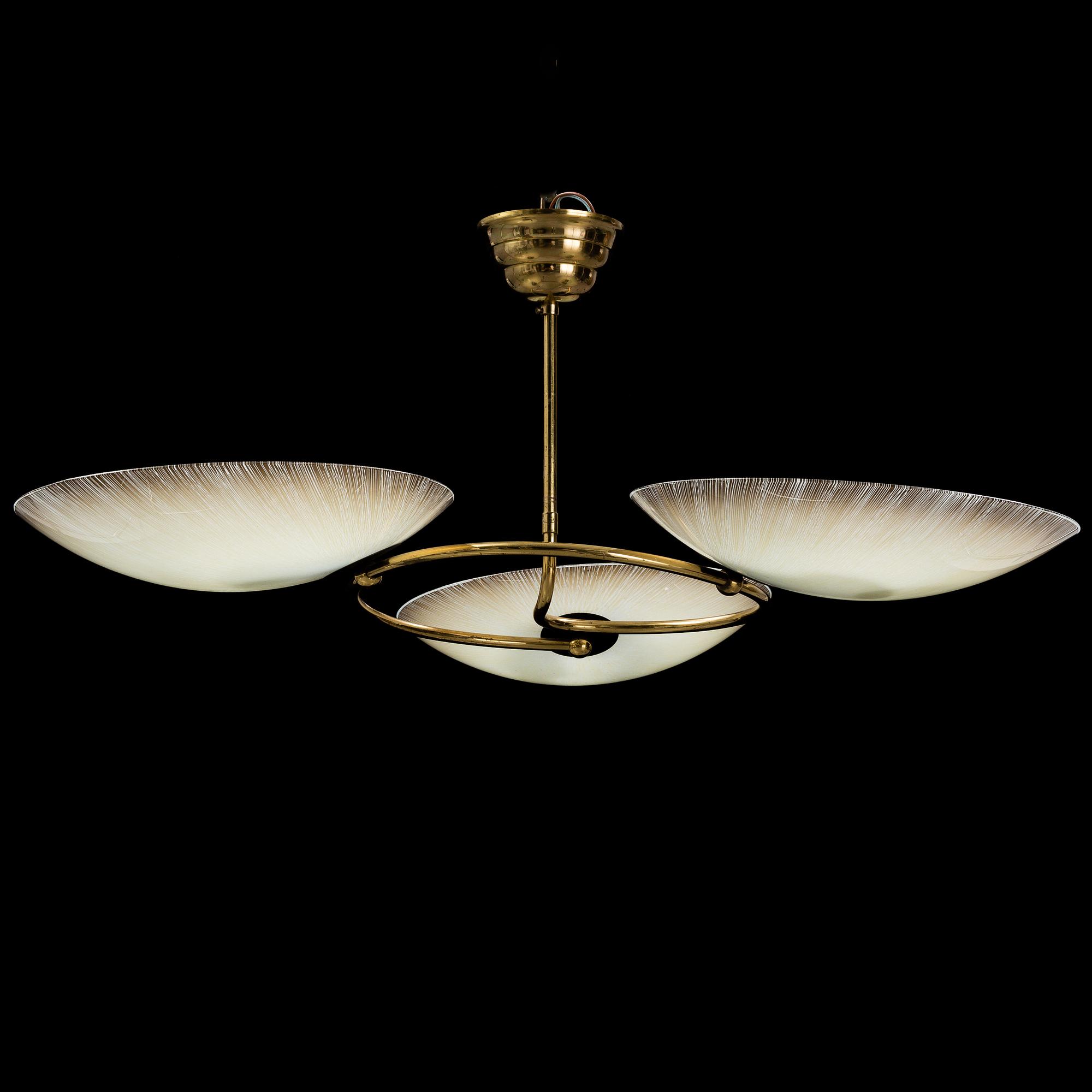 A 1950's ceiling light.