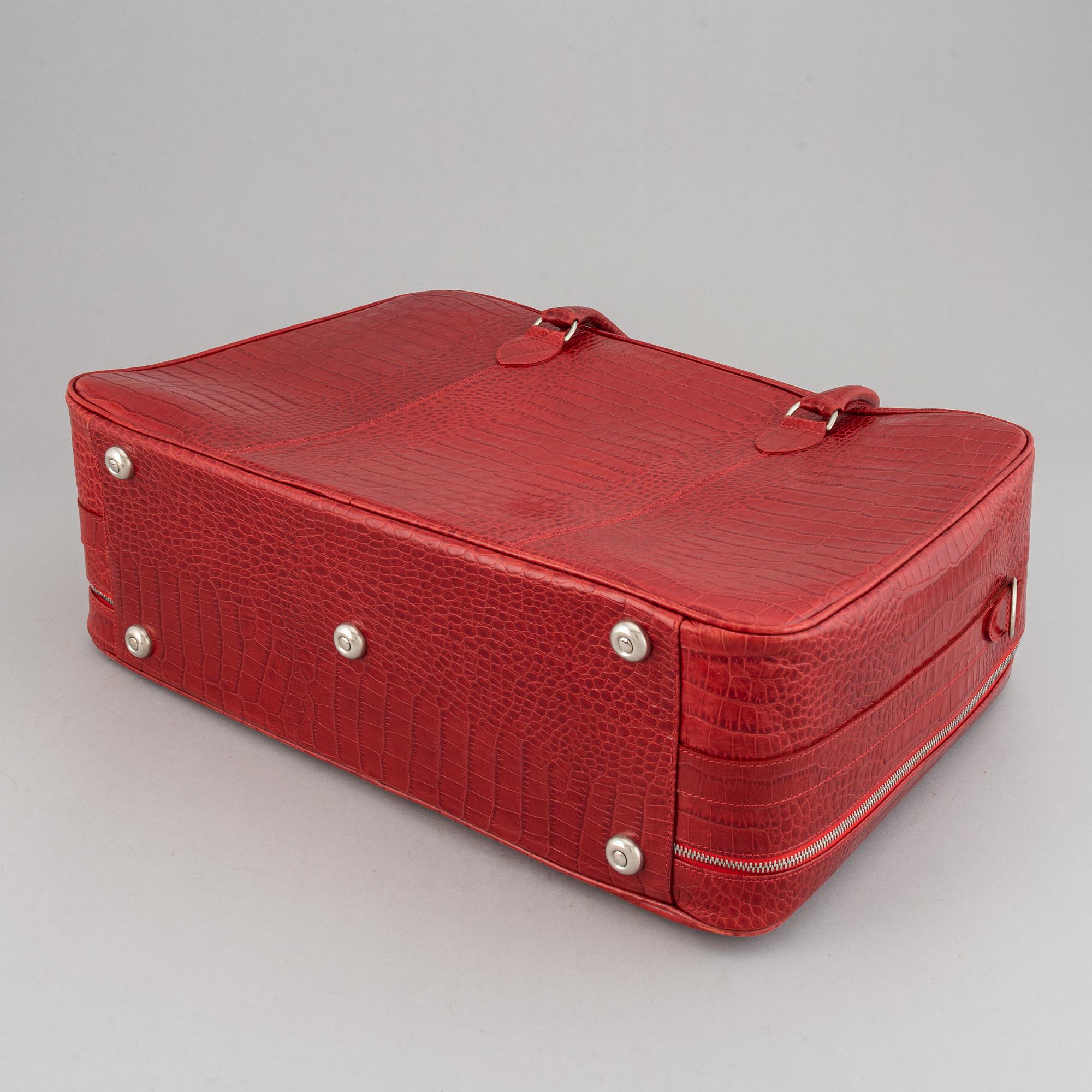 Mulberry, a travelbag and a shoulder bag.