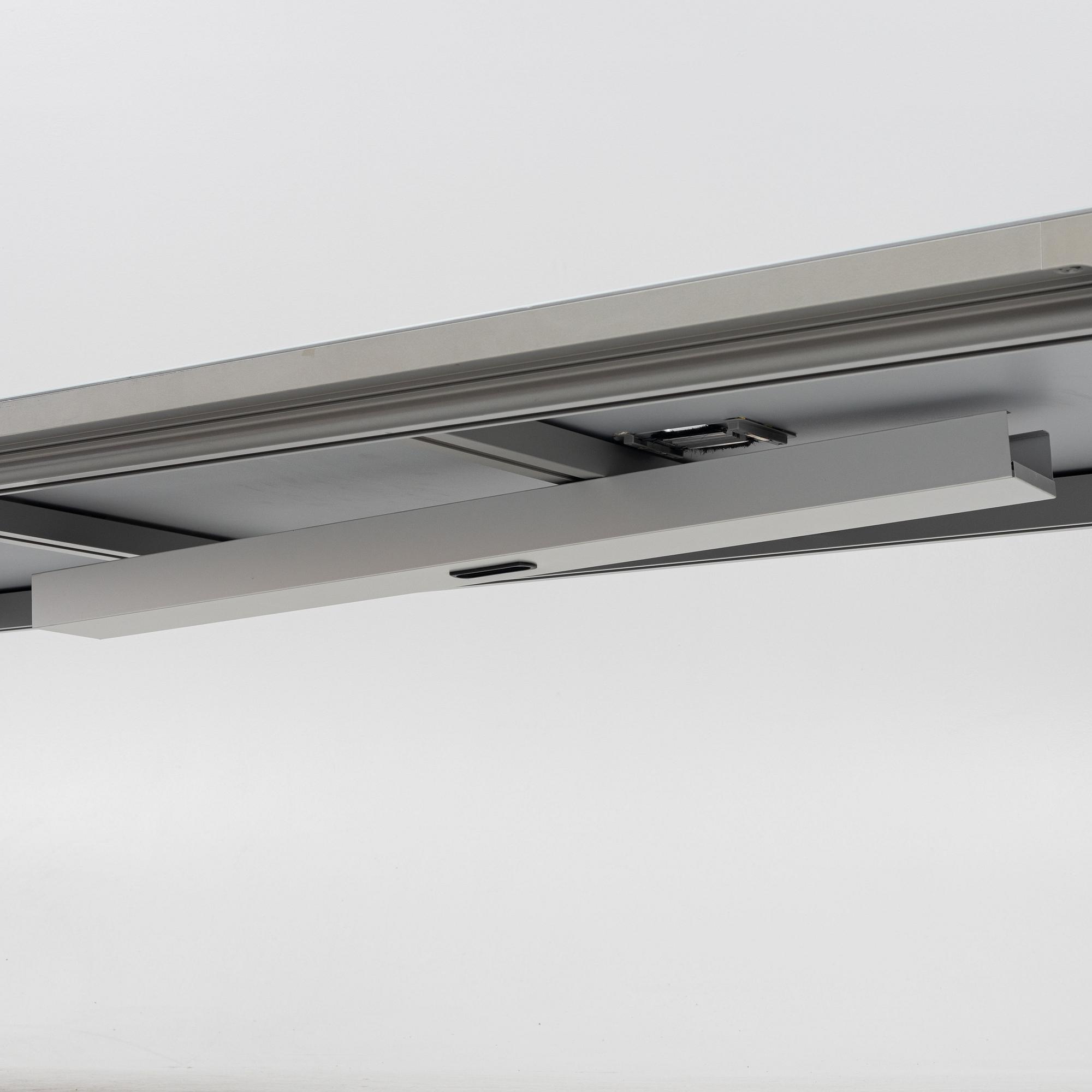 Giuseppe Bavuso, a "Flat" table, Rimadesio.