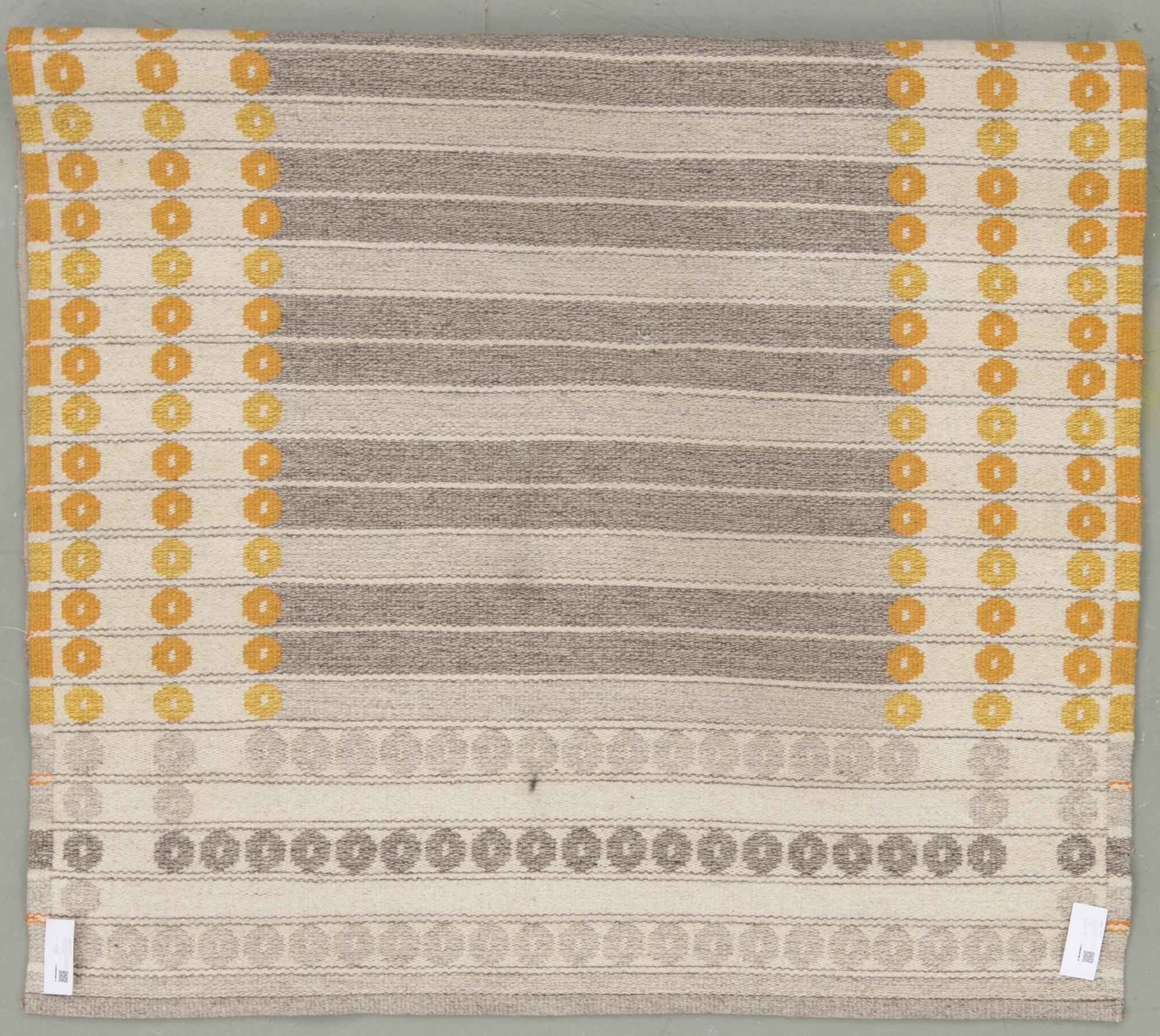 MATTA, maskinvävd, Kasthall, Signerad ID (Ingrid Dessau). Ca 208x140 cm.