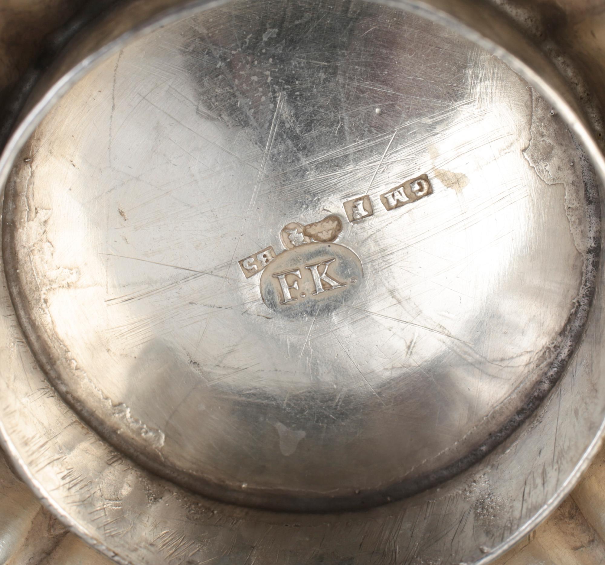 SÅSSKÅL, silver, Gustaf Möllenborg Feron, 1856. Vikt ca 458g.