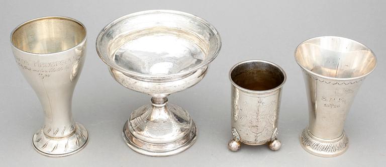 PARTI SILVER, 4 delar, bland annat Lars Larson & Co, Göteborg, 1869. Total vikt ca 485g.