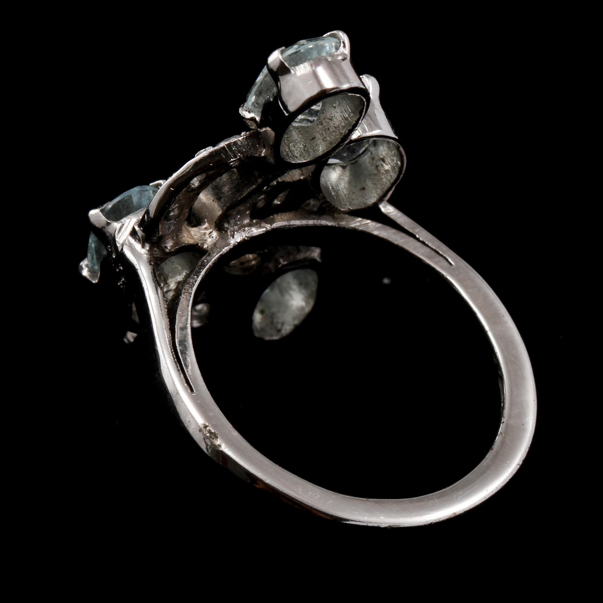 GARNITYR, 3 delar, sterlingsilver med fasettslipade stenar, sekelskifte 1900/2000-tal. Vikt 63 g.