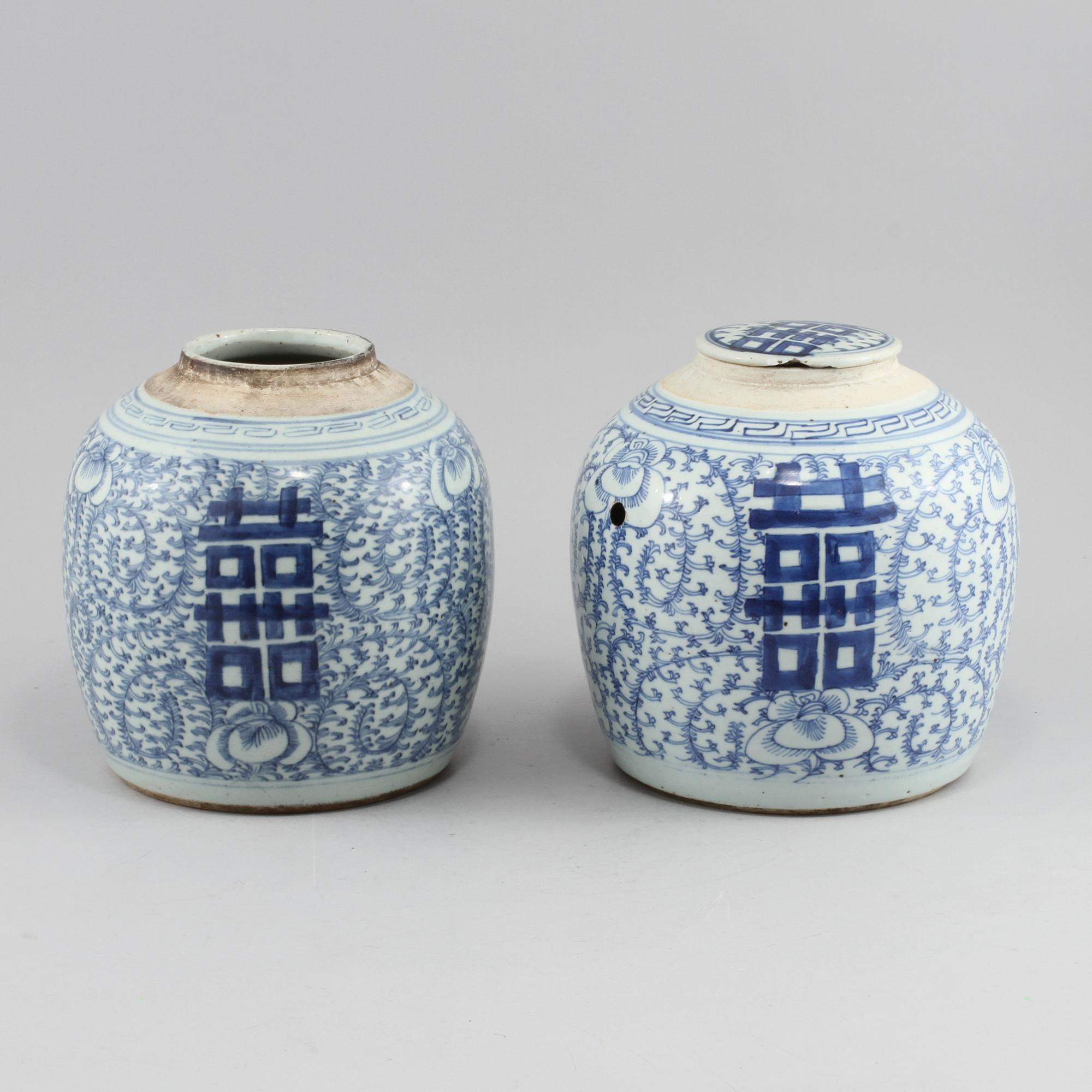 BOJANER, 2 st, porslin, Kina, 1800-tal.