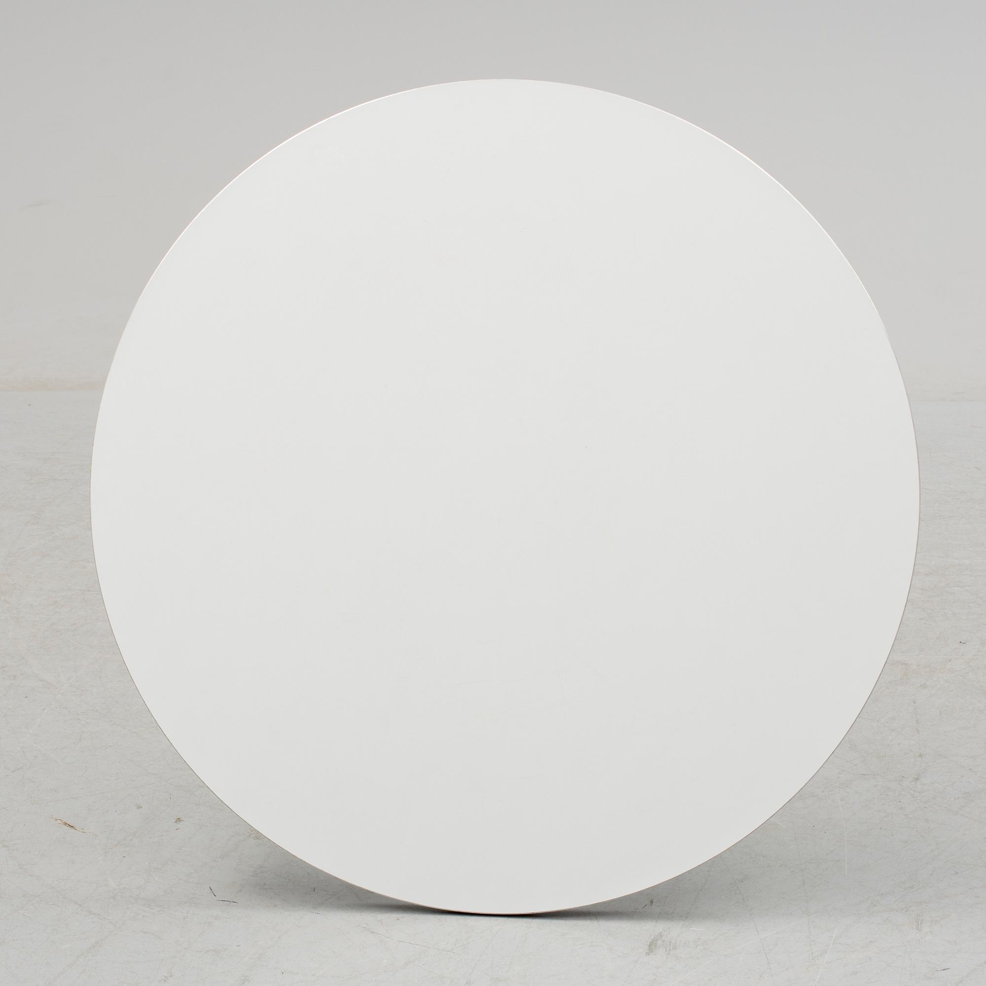 BRUNO MATHSSON & PIET HEIN, matbord för Fritz Hansen, Danmark, 2000-tal.