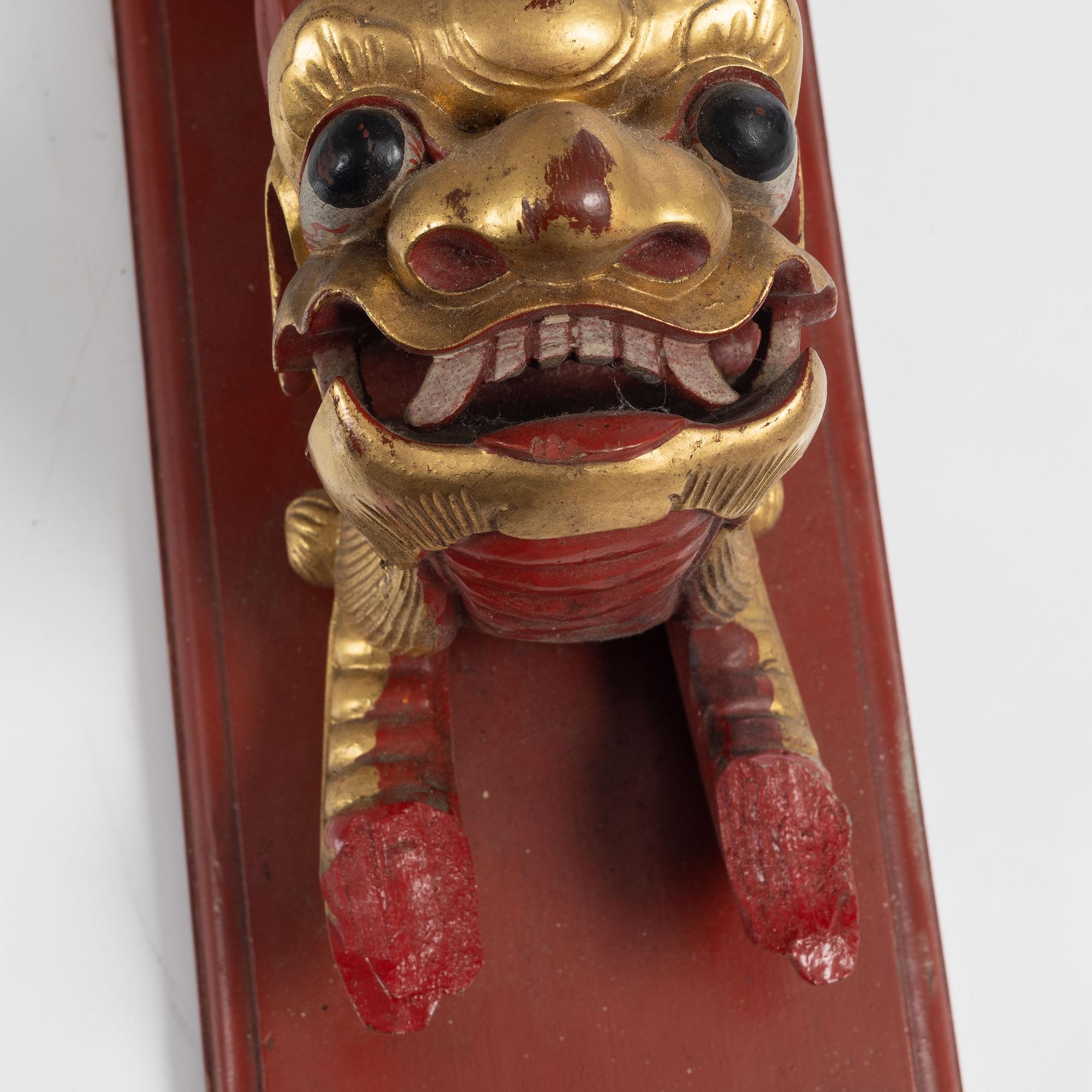 A Chinese decorative wooden console, 20th  entury.