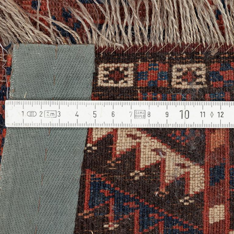 Rug, Yomuth, Enzi, Turkmenistan, 19th century. 170x135 cm.