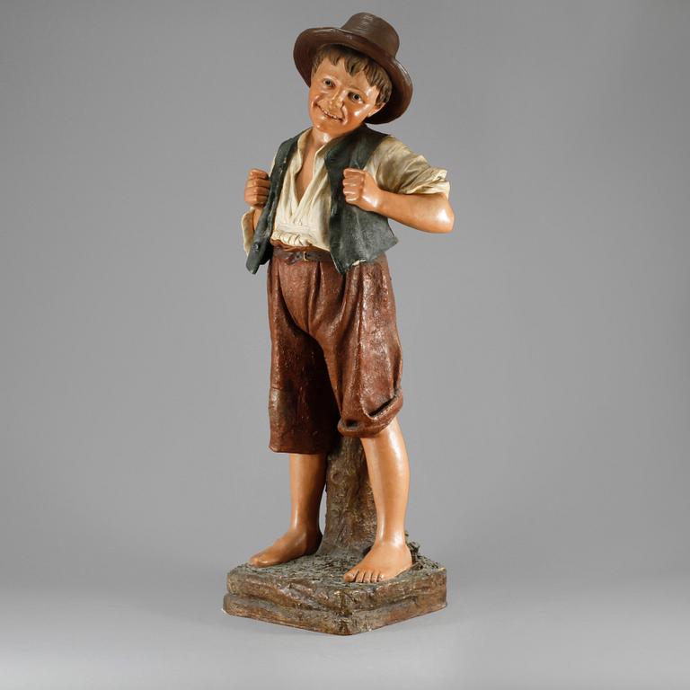 FIGURIN, målat stengods, 1900-talets första hälft.