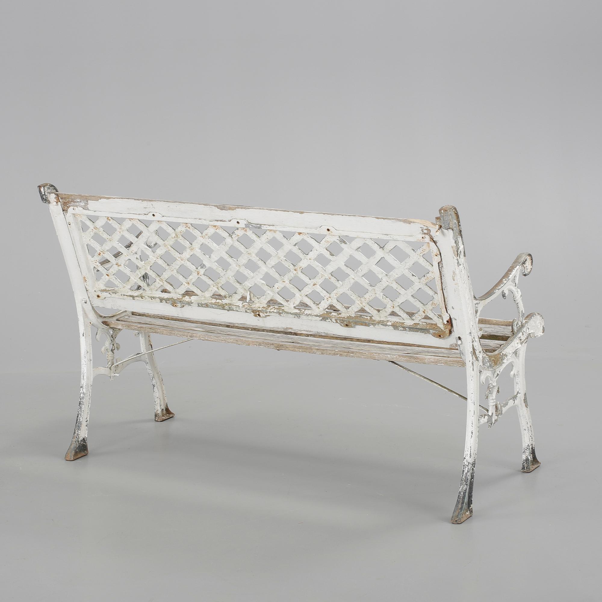 TRÄDGÅRDBÄNK, 1900-talets första hälft.