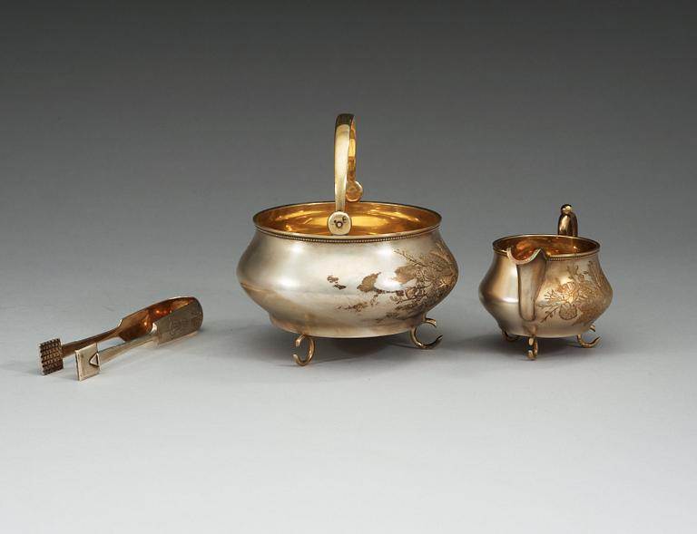 A Russian early 20th century cream and sugar set, marks of Alexander Fulid, Moscow and Karl Selenius, St. Petersburg.