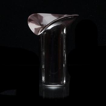 ILSE & YRSA LINDQVIST
Modernica inverse, 2010. 
Glas, höjd 19,5 cm.