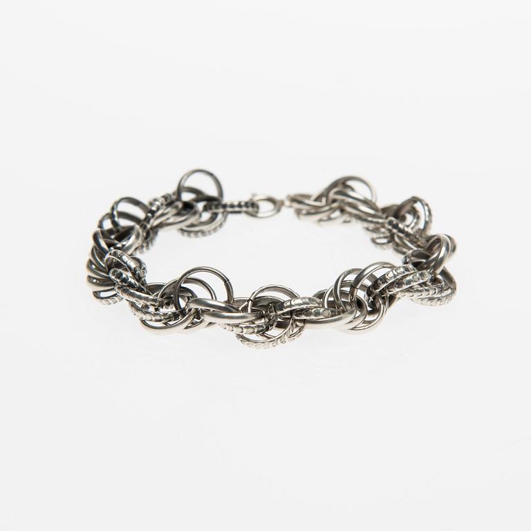HALSSMYCKE och ARMBAND, Kalevala Koru 1977, silver.