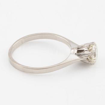 Ring, 18K vitguld med briljantslipad diamant 1.11 ct.