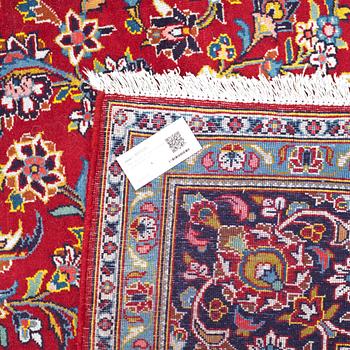 MATTA, old, Keshan, signerad ca 347 X 233 cm.