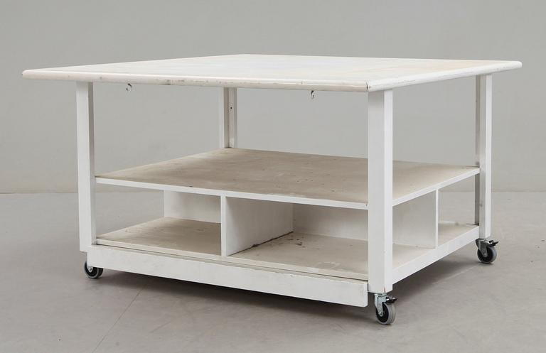 KÖKSÖ /ATELJÈBORD, 1900-talets slut.