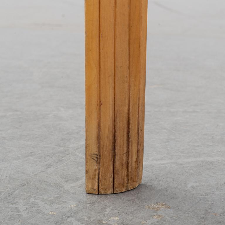 Alvar Aalto, pall modell "X601", Artek, 1900-talets andra hälft.