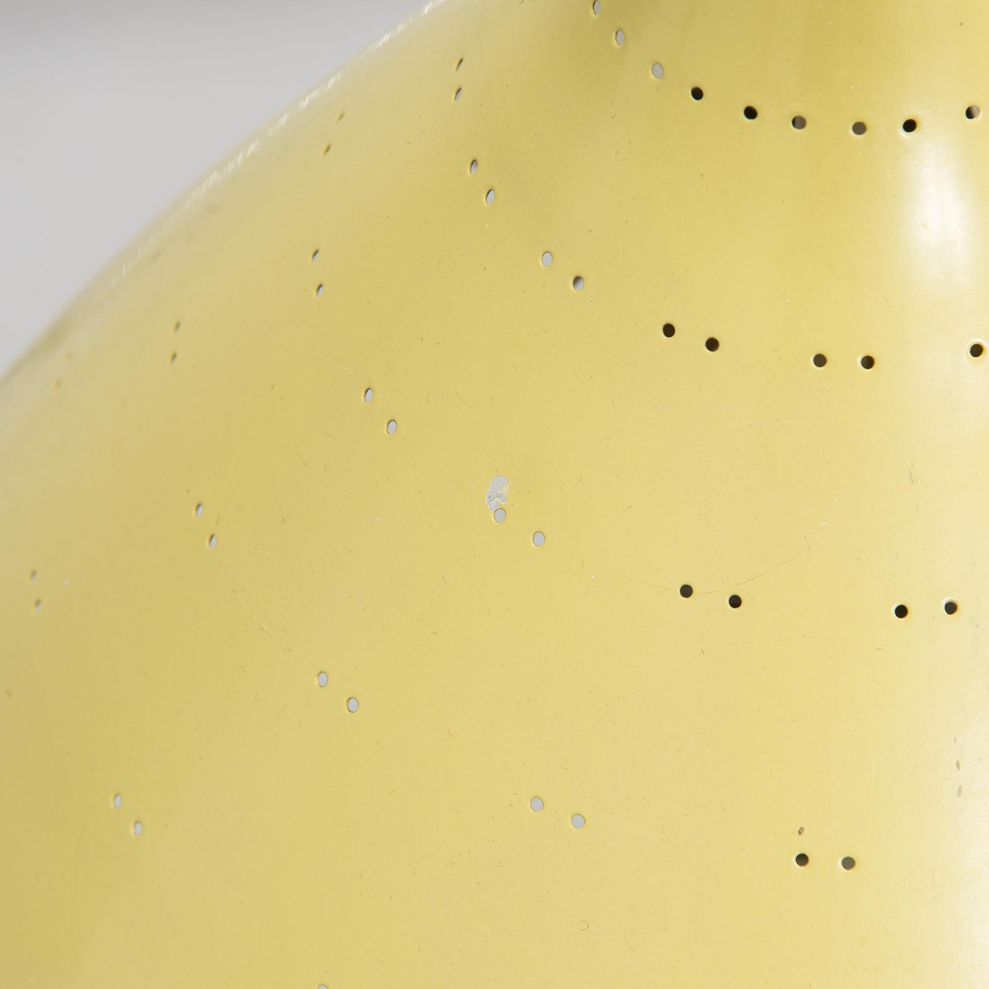 Paavo Tynell, seivävalaisin / kattovalaisain.  malli  1982N, Idman 1900-luvun puoliväli.