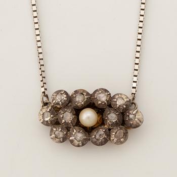 Pearl and rose cut diamond pendant, with chain.