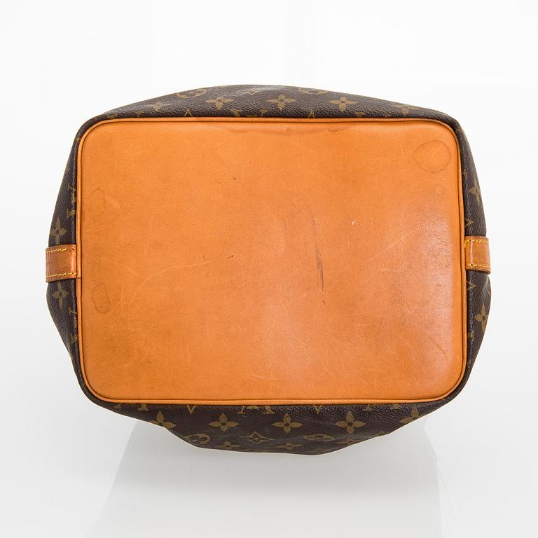 Louis Vuitton, "Petit Noé" bag.