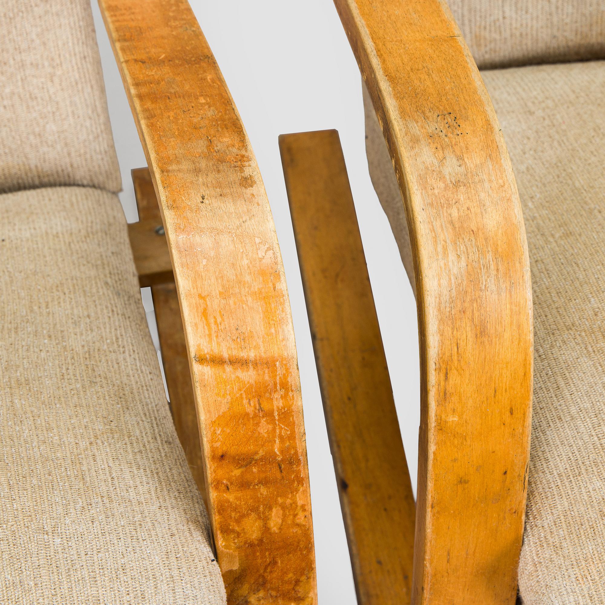 Alvar Aalto, Fåtöljer, 2 st, modell A35 och A36 O.Y. Huonekalu- ja Rakennustyötehdas A.B. 1940/1950-tal.