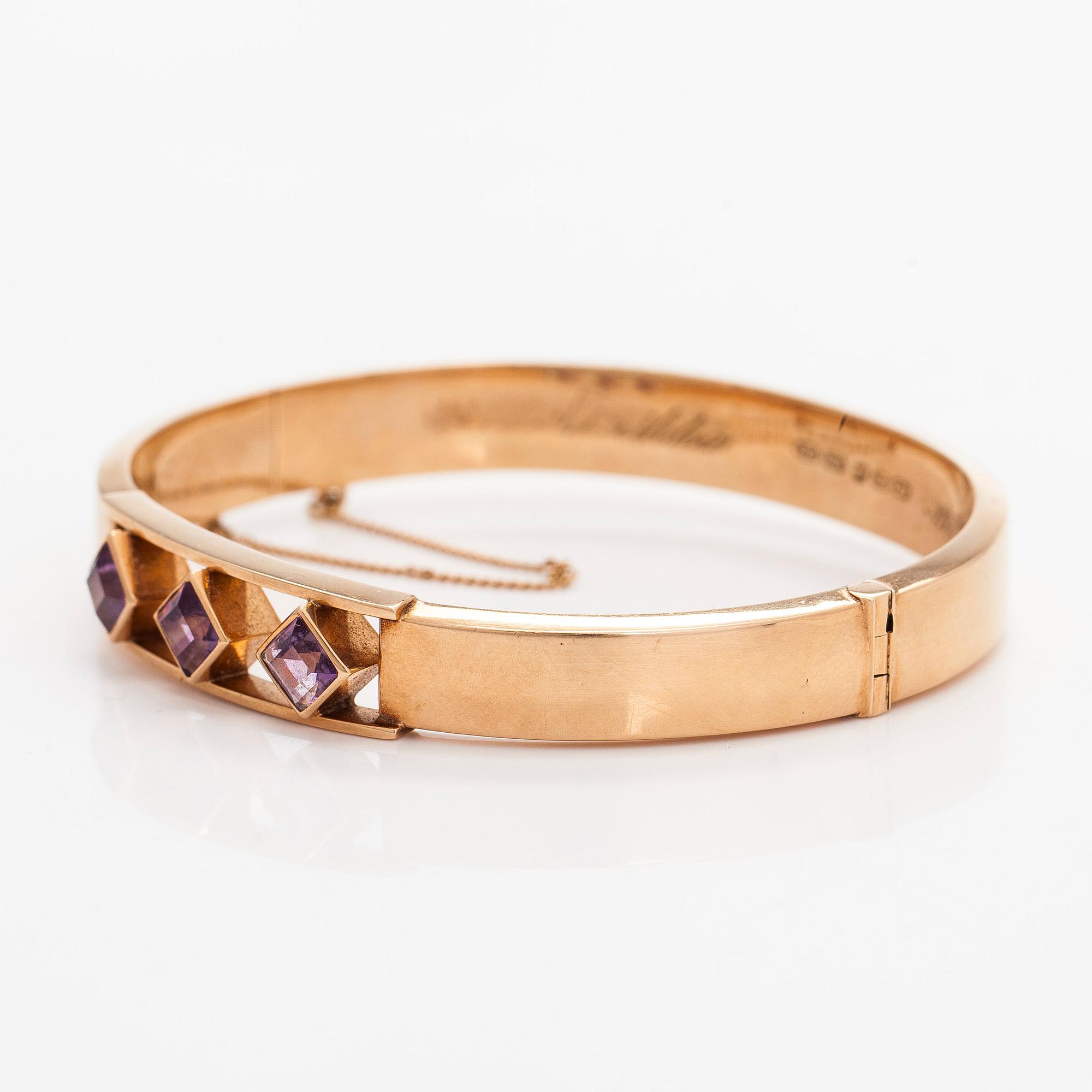 Bracelet, faceted amethysts, 14K gold. Westerback 1965.