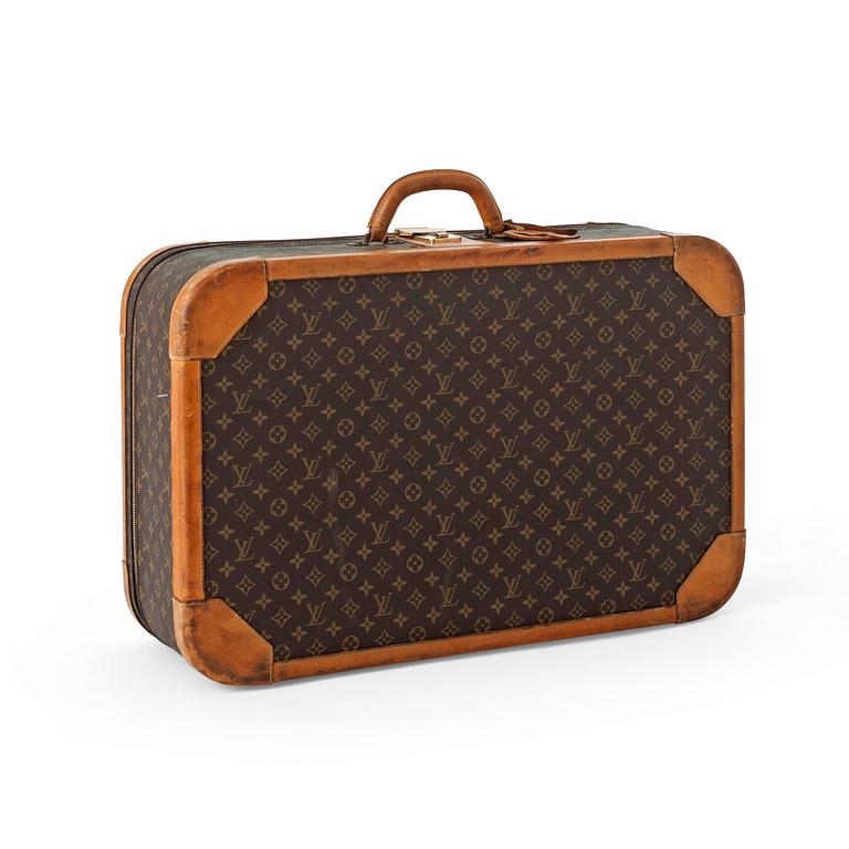 LOUIS VUITTON, a monogram canvas suitcase.