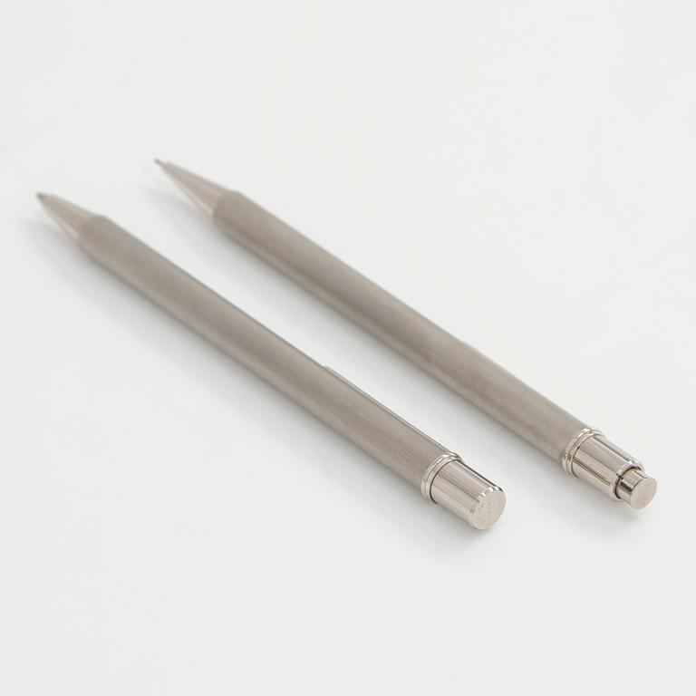 Cartier, pennor, 2 st, "must de Cartier".