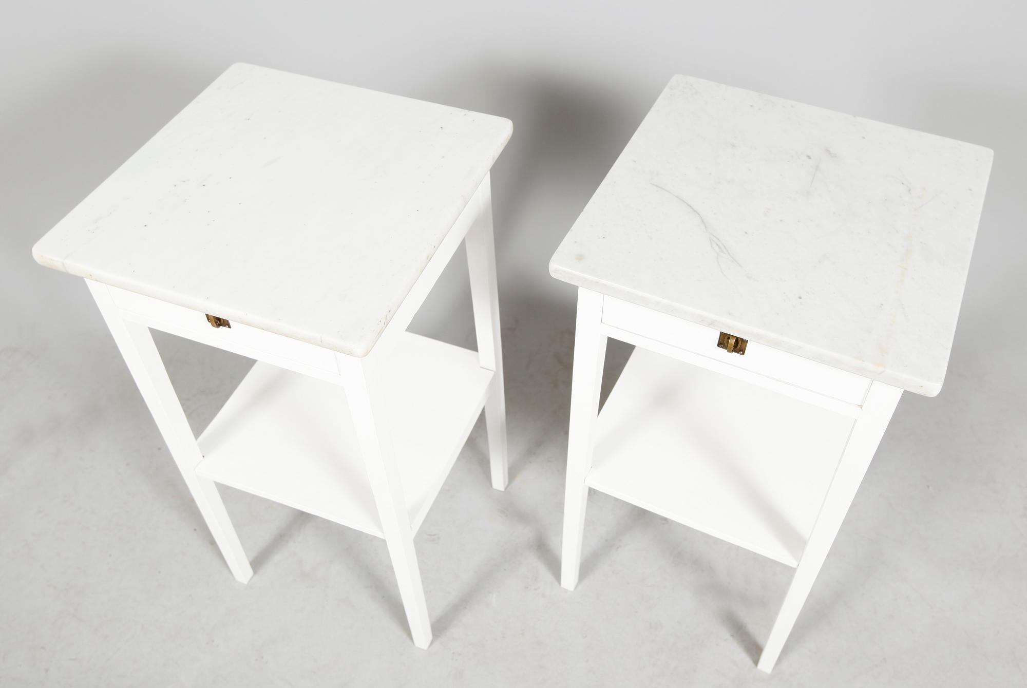 SÄNGBORD, 1 par, tidigt 1900-tal.