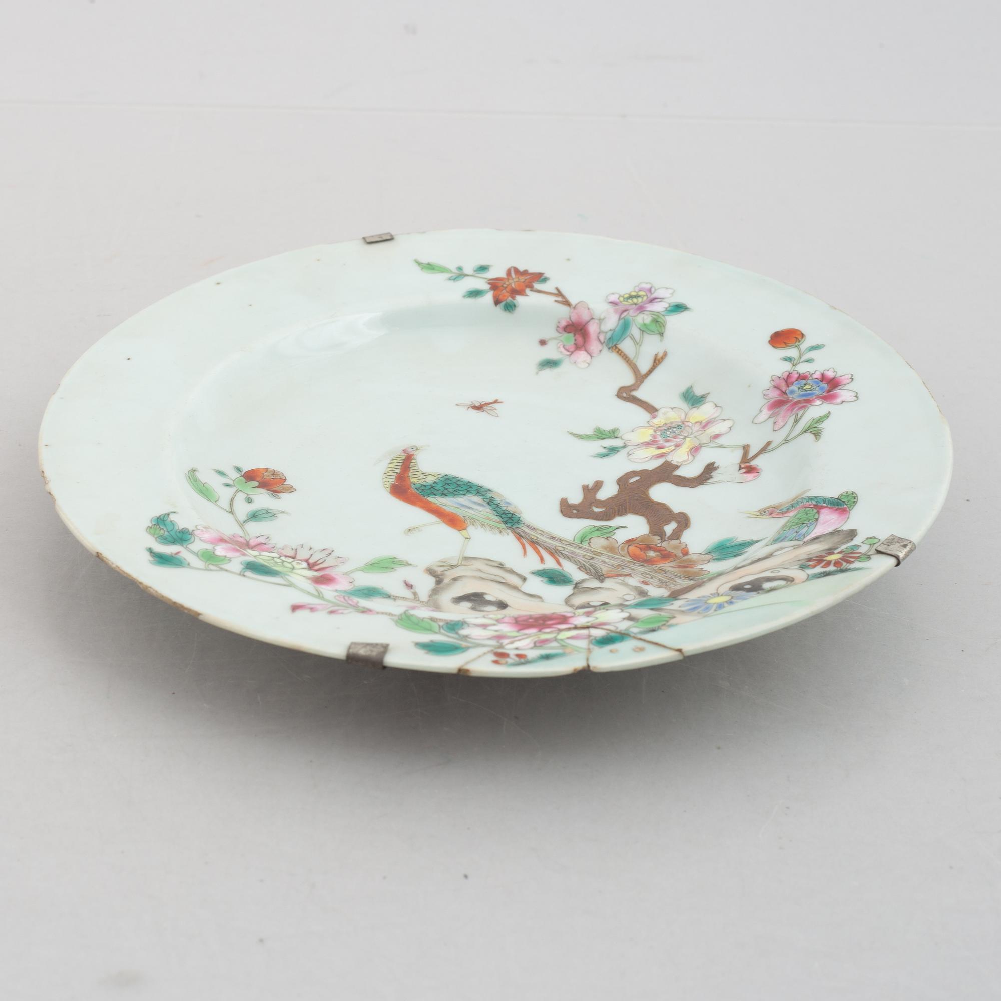 A pair of famille rose double peacock dishes, Qing dynasty, 18th century.