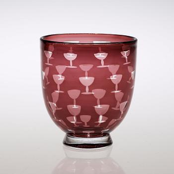 An Edward Hald 'Slipgraal' glass vase, Orrefors 1945.