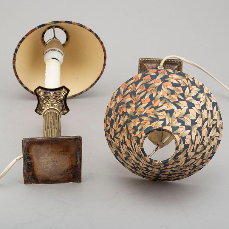 a pair of EPNS table lamps, England early 20th century.