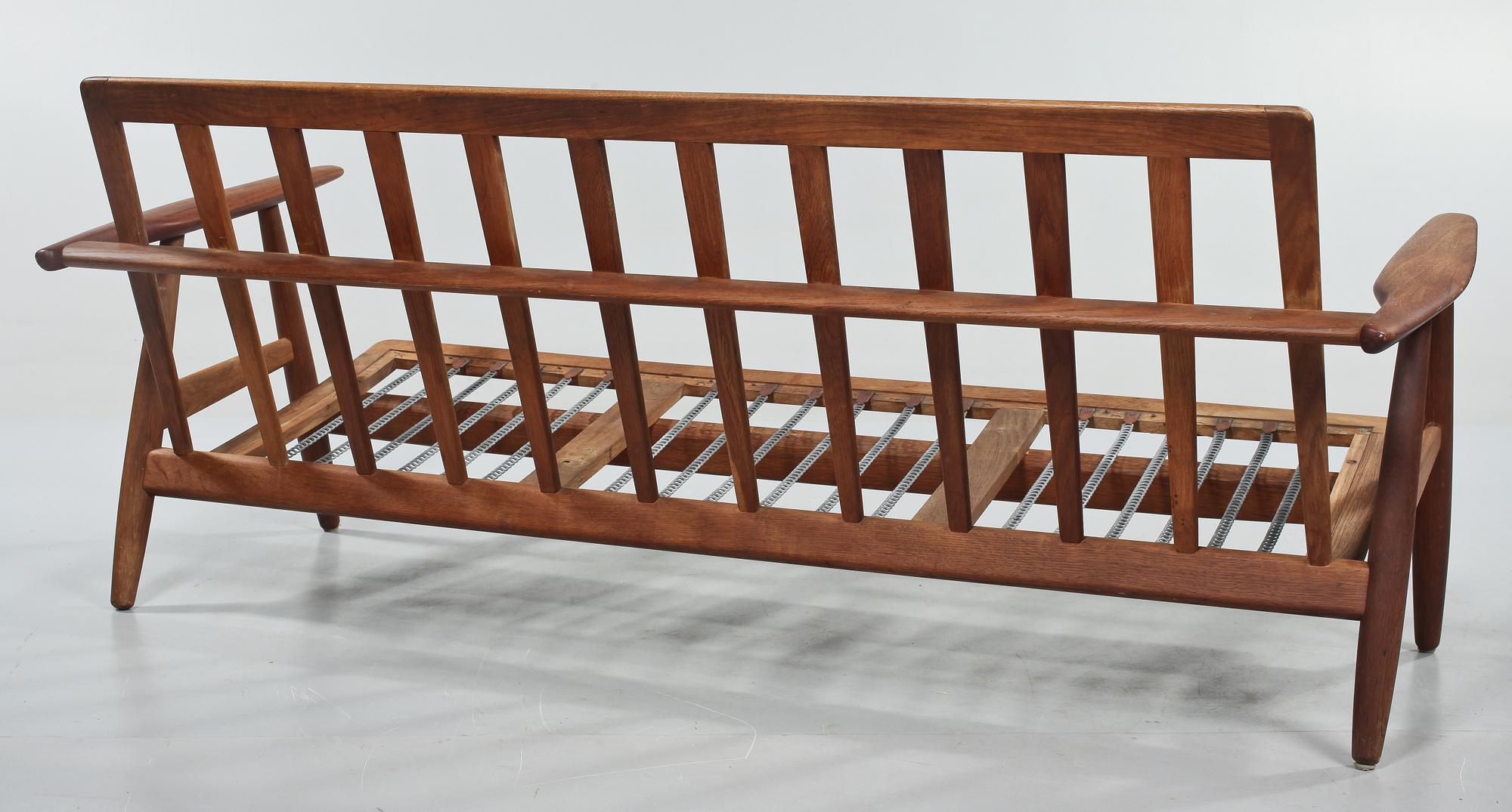 SOFFA, "Cigarren", "GE-240", Hans J Wegner, 1900-talets andra hälft.