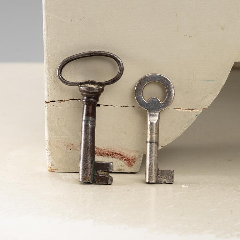 Skåp, omkring 1800.