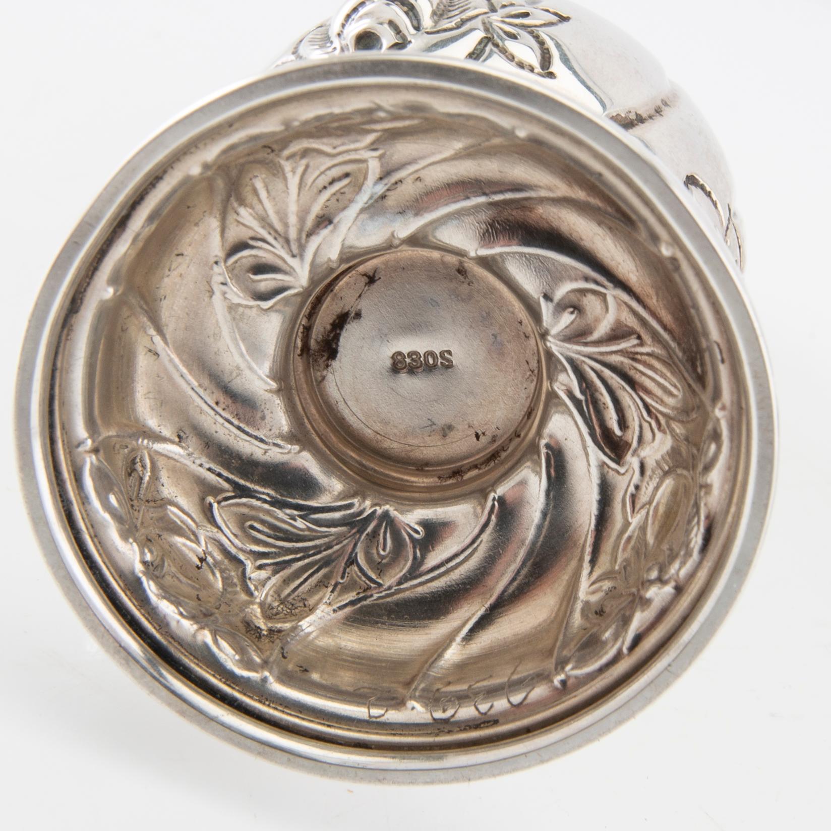 Ströare 2 st silver Danmark 1917 samt svenska importstämplar.