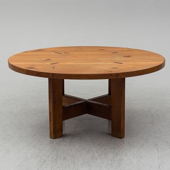 A second half of the 20th century pine dining table by Roland Wilhelmsson.