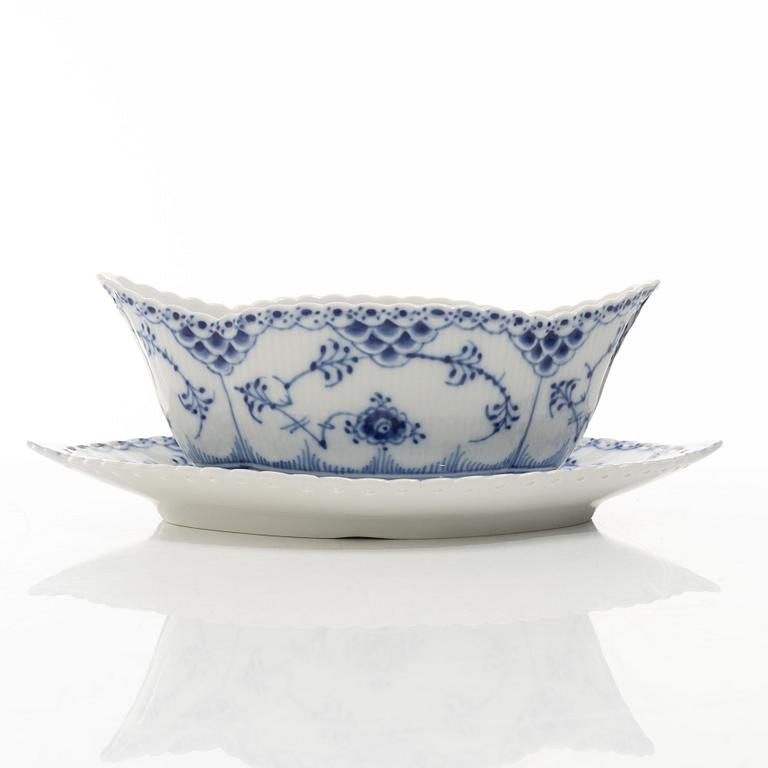 Dinner service, 45 pieces, porcelain, "Blue Fluted", Royal Copenhagen, Denmark.