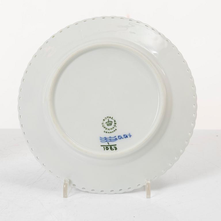 Kaffeservis, 37 delar, "Musselmalet Helblonde", Royal Copenhagen.