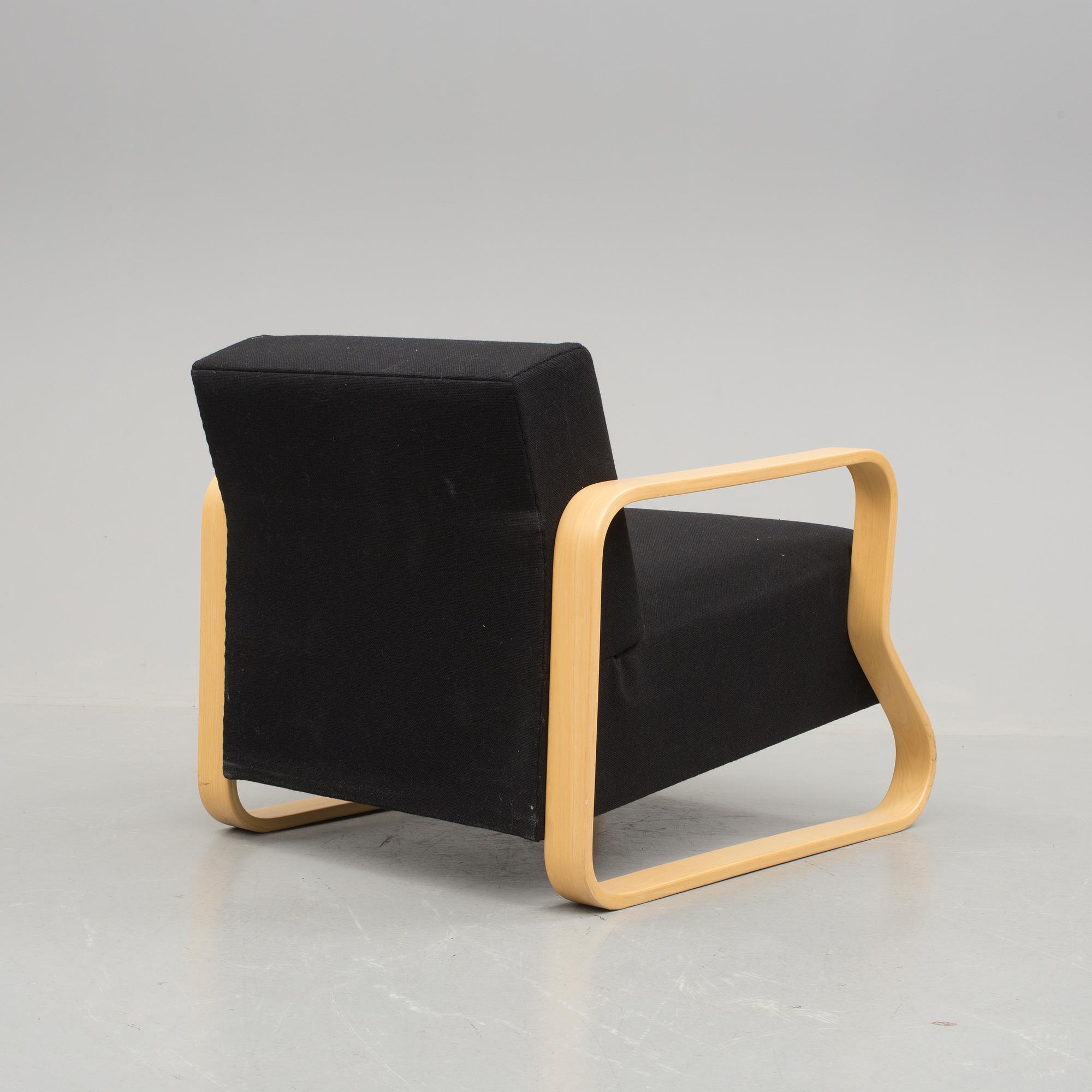 FÅTÖLJ, "Padded Paimio", nr 44, Alvar Aalto, för Artek, Finland.