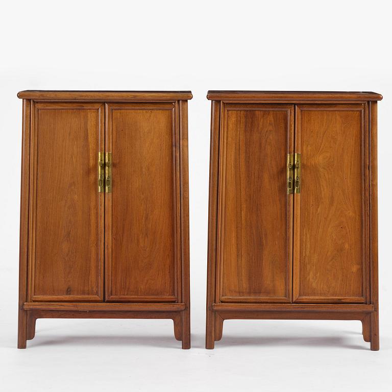 A pair of huali round-corner square cabinets, Fangjiaogui, Republic period.