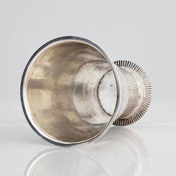 Johan Friedrich Steltzner, bägare, silver, Malmö 1729.
