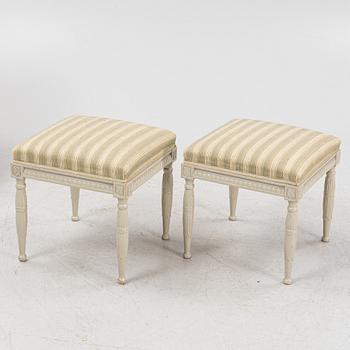 A Gustavian style 6-piece furniture suite, P.A. Eklund Bispgården, mid 20th Century.