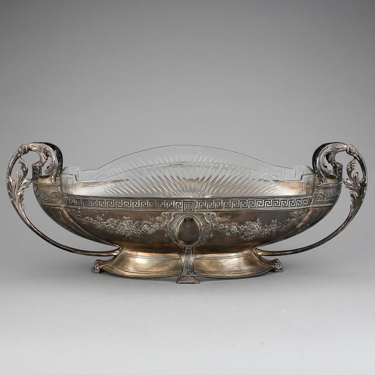 JARDINJÄR, försilvrad metall och glas. WMF, 1900-talets början.