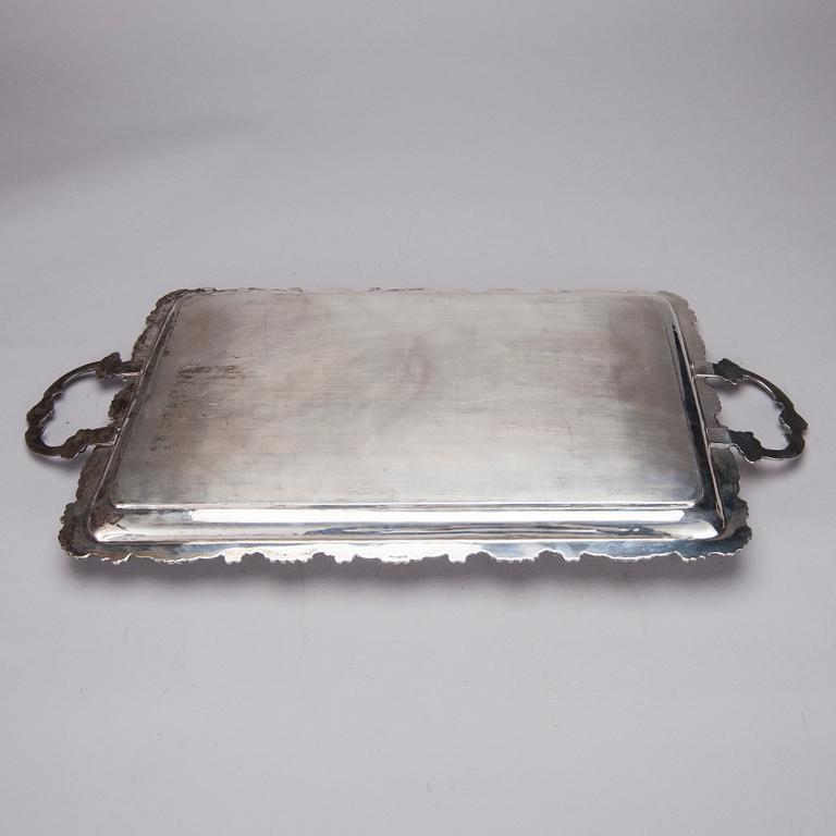 BRICKA, silver, finska importstämplar från 1976. Total vikt 1553 g.