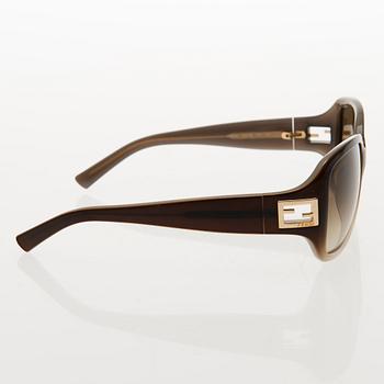 FENDI SUNGLASSES.