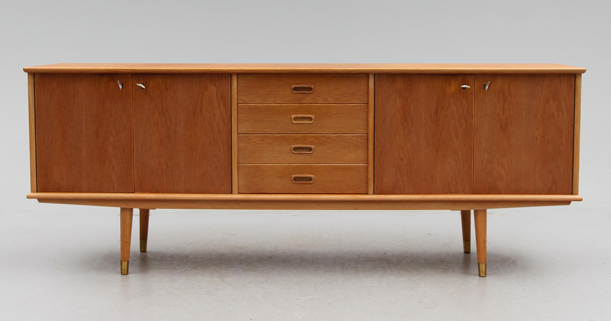 SIDEBOARD, 1900-talets andra hälft.