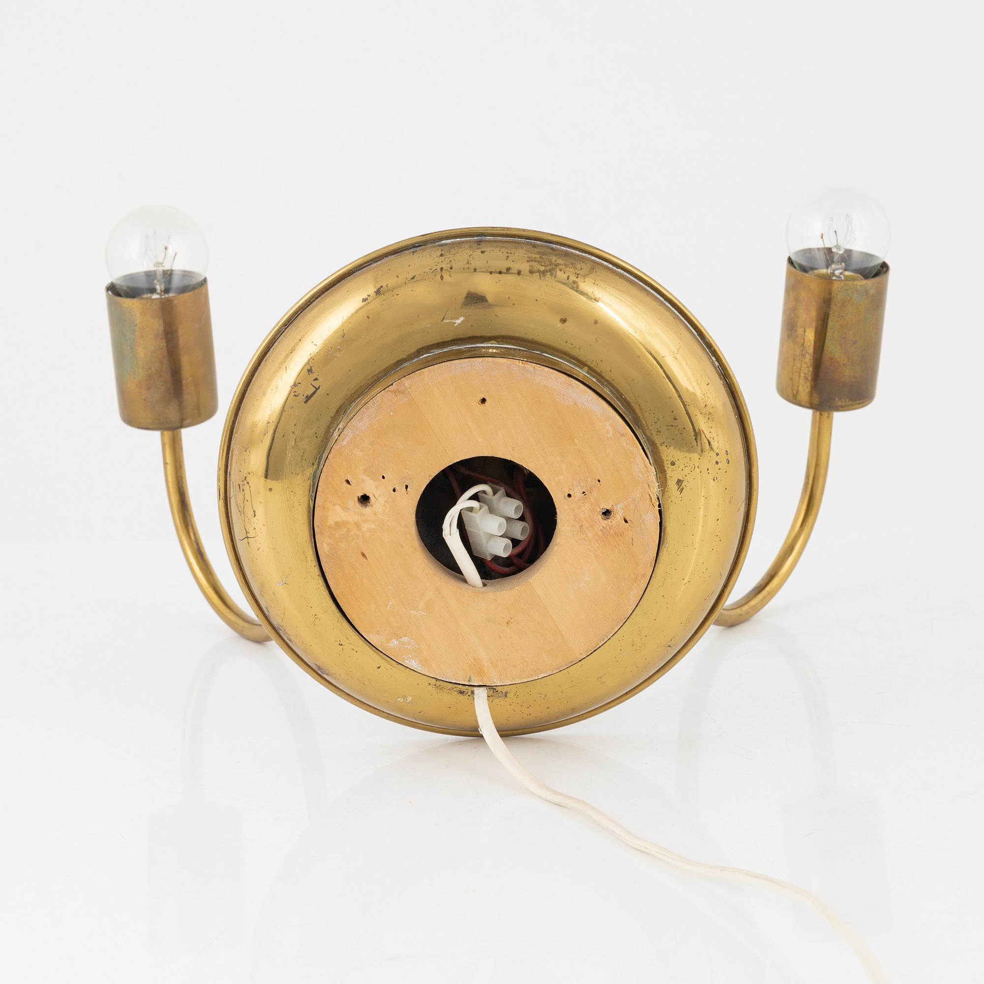 Josef Frank, a model '2565' wall light, Firma Svenskt Tenn.